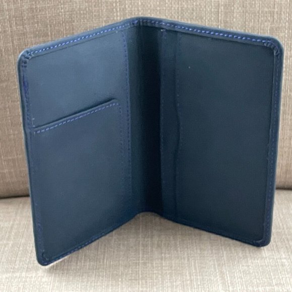 Handmade Passport Holder Genuine Leather Blue BiFold Card Holder Travel Wallet - Picture 9 of 10